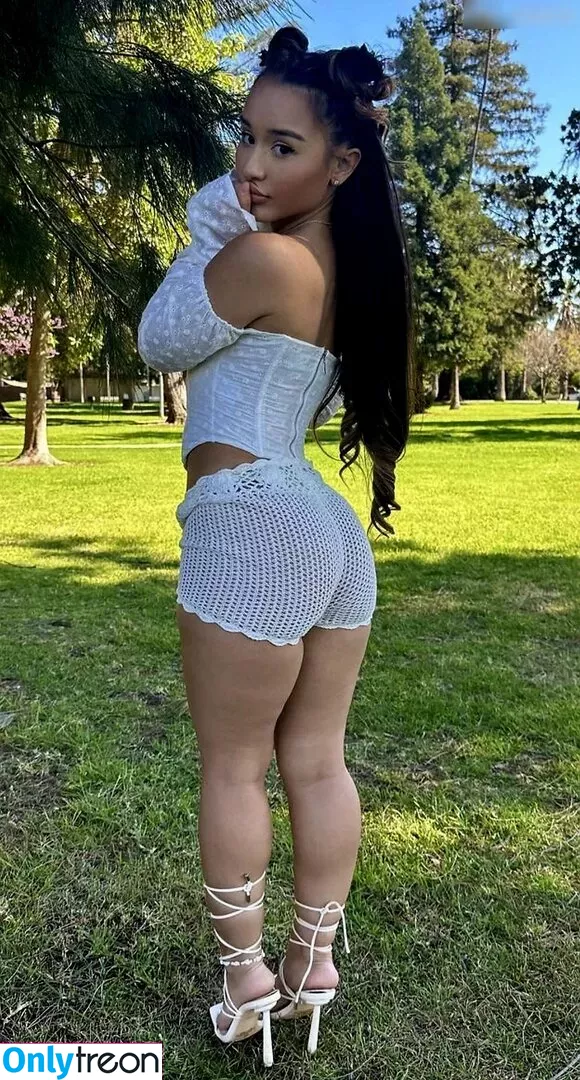 Alahna Ly nude photo #0422 (alahnaly)
