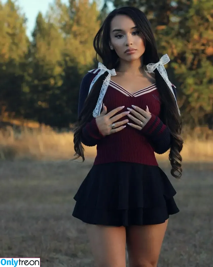 Alahnaly голая photo #1115 (Alahnalyreal)