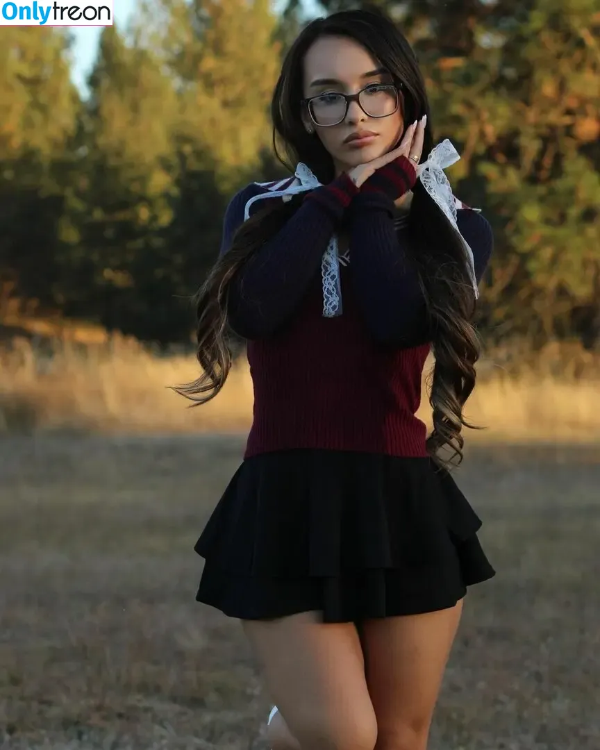 Alahnaly голая photo #1116 (Alahnalyreal)