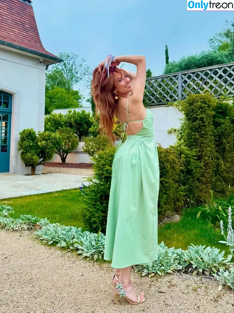 AlaiaJeanneau nude photo #0161 (Alaïa)