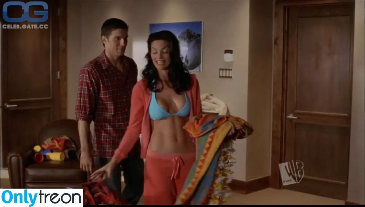 Alana De La Garza голая photo #0013 (alana_delagarza)