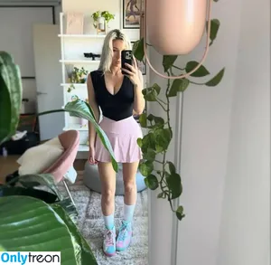 Alanah Pearce / charalanahzard nude photo #1156