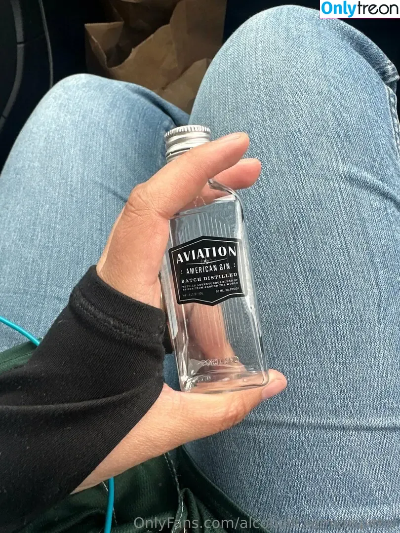 alcoholicsemenspitter nude photo #0007 (alcoholicsemenspitter)