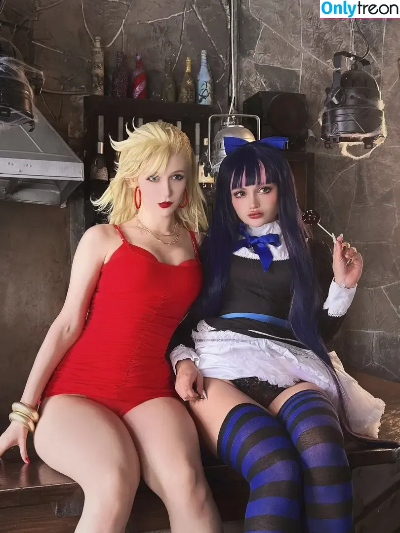 Alcololi nude photo #1441 (Alcoholy / alco__holy / alcoholycos)