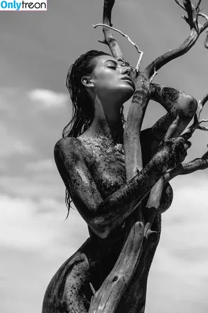 Alejandra Guilmant / AleGuilmantFan / aleguilmant фото голая #0327