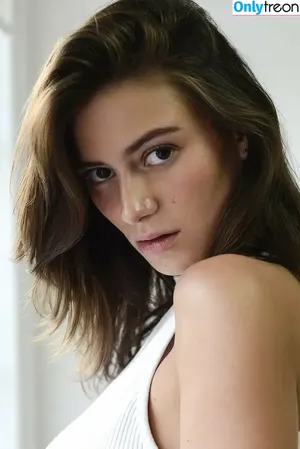 Alejandra Guilmant / AleGuilmantFan / aleguilmant фото голая #0454