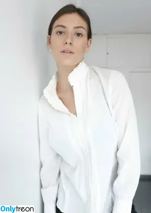 Alejandra Guilmant / AleGuilmantFan / aleguilmant фото голая #0467