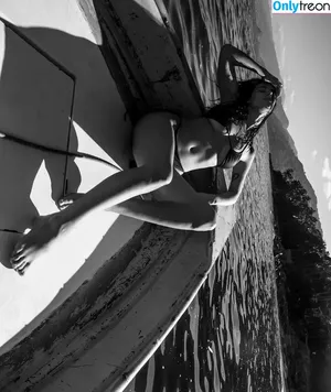 Alejandra Guilmant / AleGuilmantFan / aleguilmant nude photo #0658