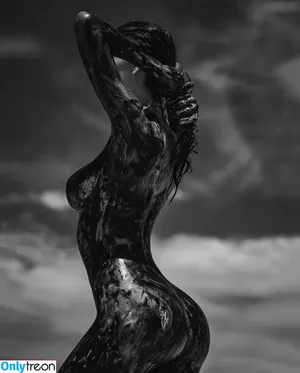 Alejandra Guilmant / AleGuilmantFan / aleguilmant nude photo #0753