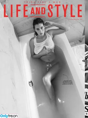 Alejandra Guilmant / AleGuilmantFan / aleguilmant nude photo #0808