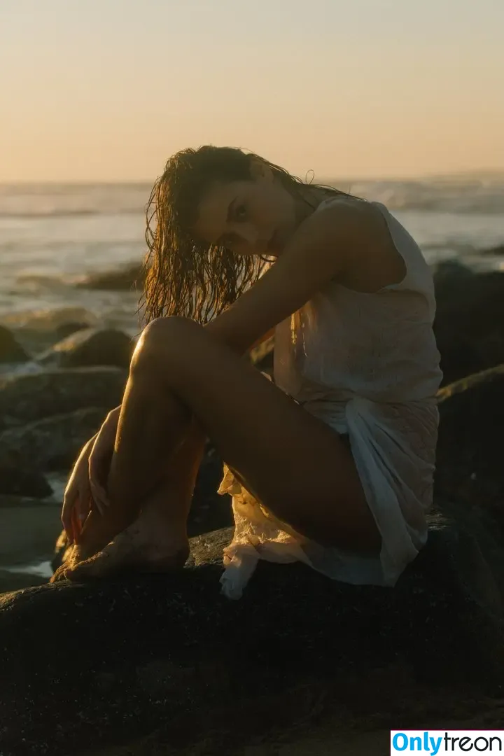 Alejandra Guilmant голая photo #0176 (AleGuilmantFan / aleguilmant)