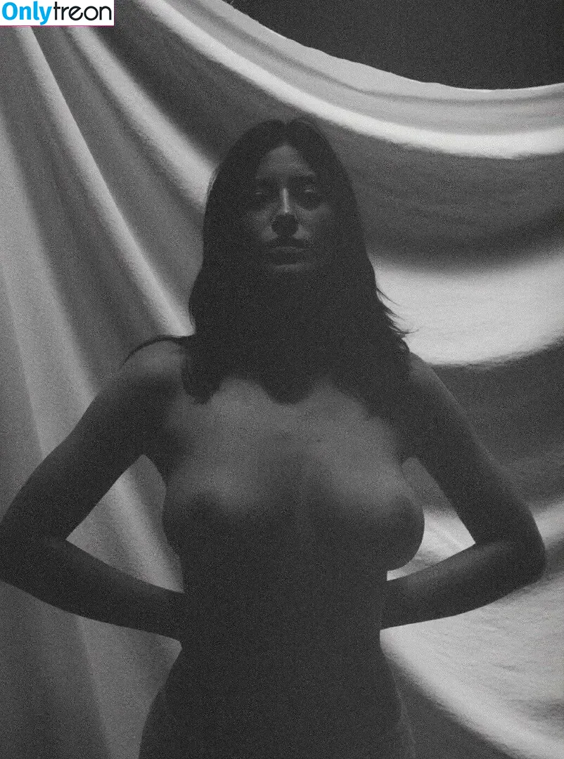Alejandra Guilmant голая photo #0299 (AleGuilmantFan / aleguilmant)