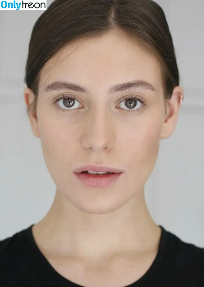 Alejandra Guilmant голая photo #0538 (AleGuilmantFan / aleguilmant)