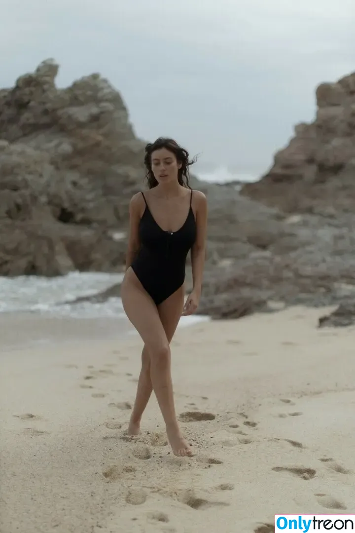 Alejandra Guilmant nude photo #0981 (AleGuilmantFan / aleguilmant)