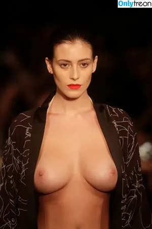 Alejandra Guilmant / AleGuilmantFan / aleguilmant nude photo #1006