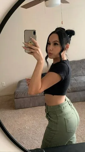 Alejandramariaxo / alejandramariaxo_ / malejandraq nude photo #0043