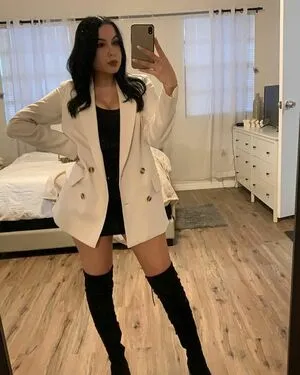 Alejandramariaxo / alejandramariaxo_ / malejandraq nude photo #0049