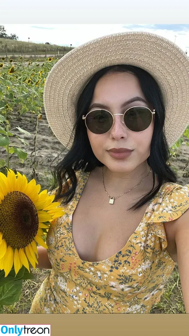 Alejandramariaxo nude photo #0054 (alejandramariaxo_ / malejandraq)