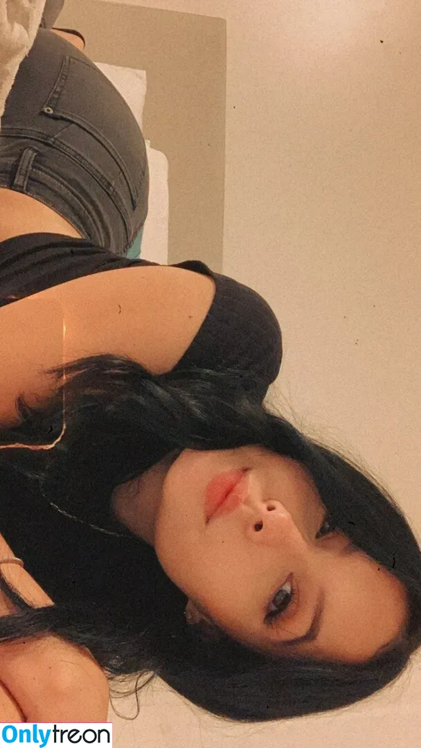 Alejandramariaxo nude photo #0064 (alejandramariaxo_ / malejandraq)