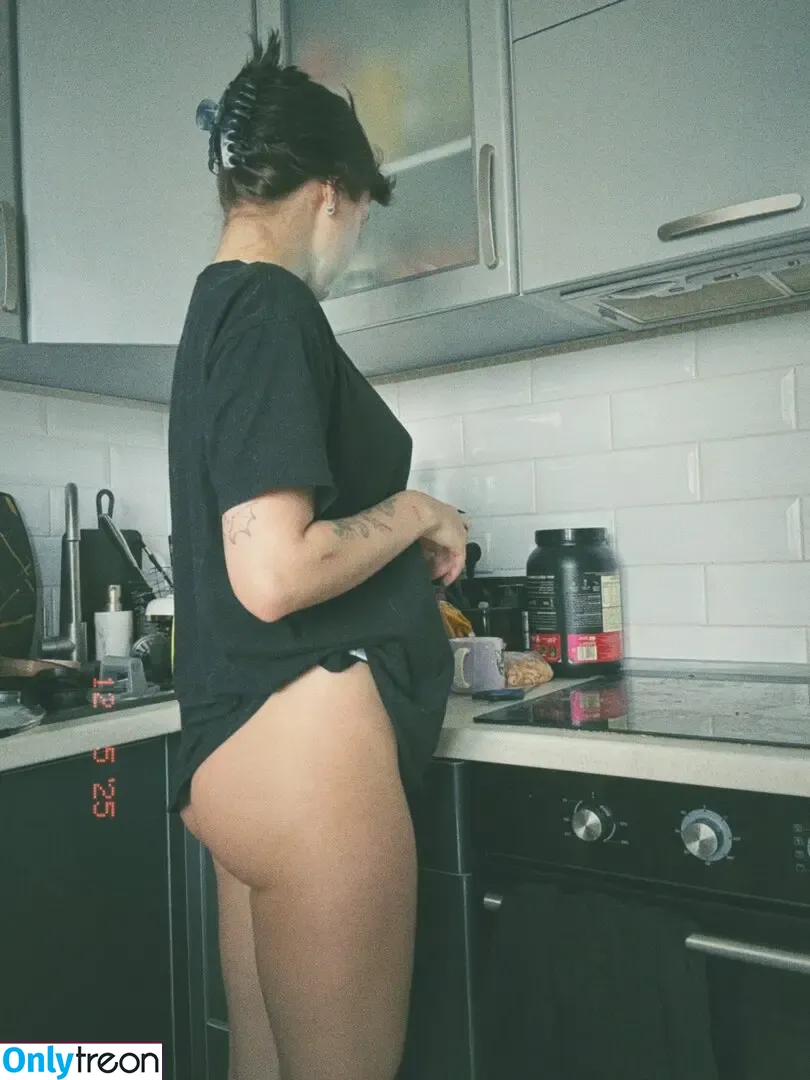 ALeksa.ndria nude photo #0104 (alleksa.ndria)