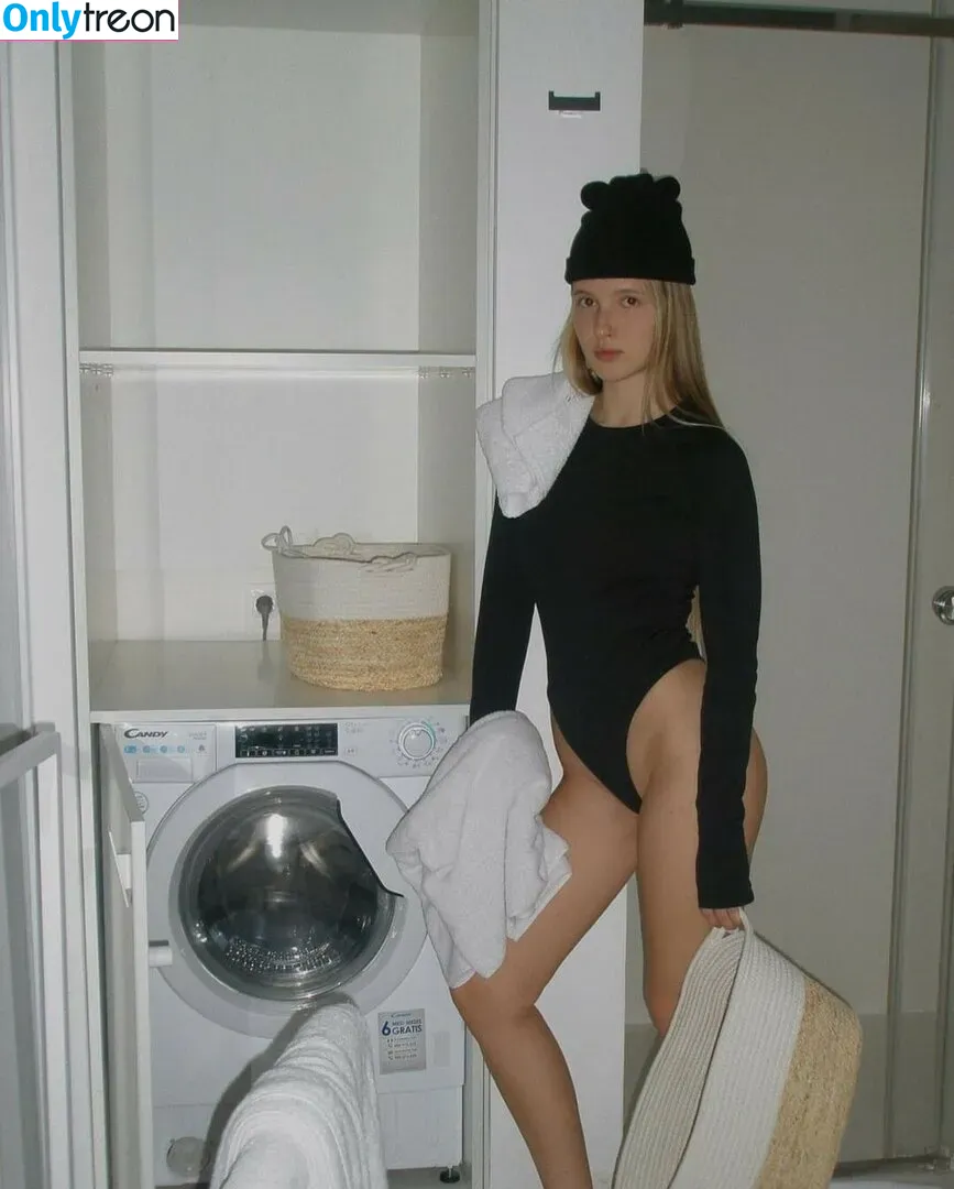 Alena Barhalenko голая photo #0051 (Kisskisska / alena.kiss)