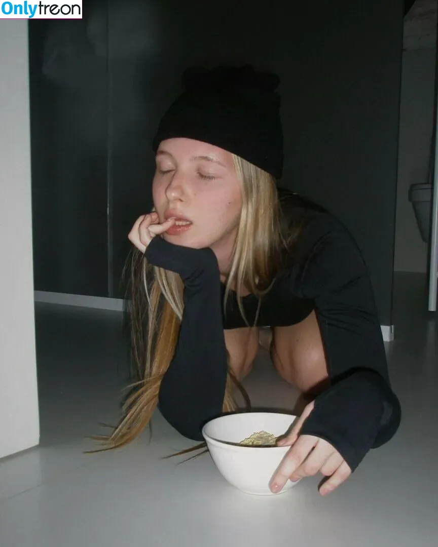 Alena Barhalenko голая photo #0053 (Kisskisska / alena.kiss)