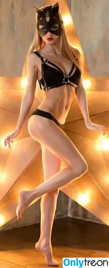Alena Night nude photo #0030 (alena_night)