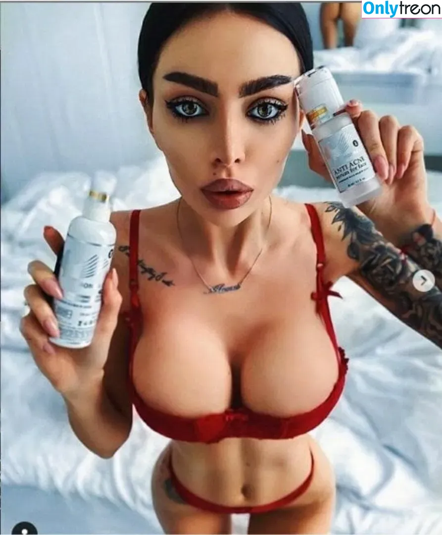 Alena Omovich nude photo #0279 (Alenaomovich / alena_omovych)