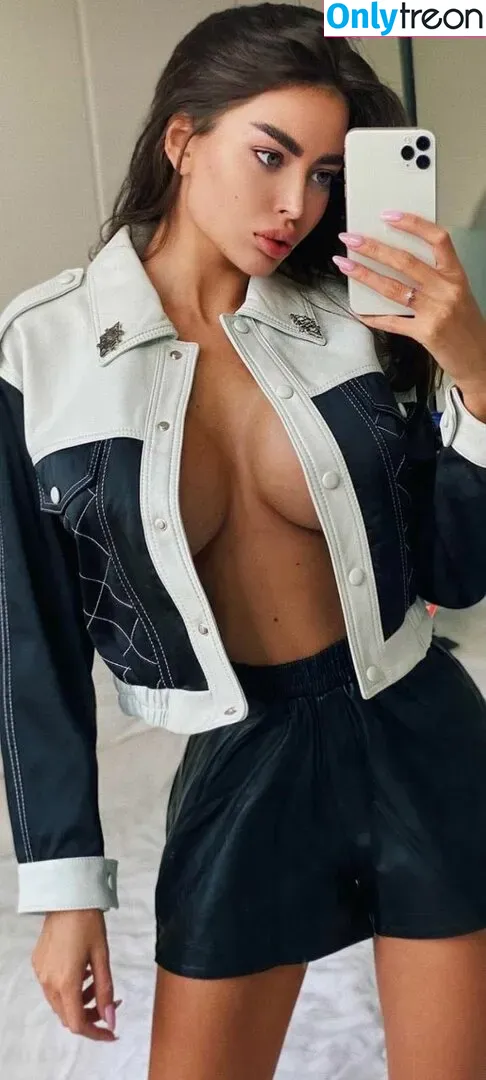 Alena Omovich nude photo #0348 (Alenaomovich / alena_omovych)