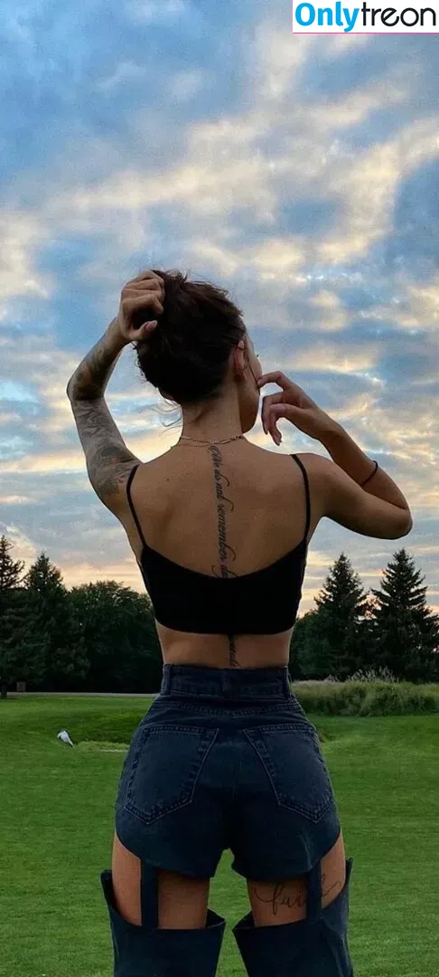 Alena Omovich голая photo #0383 (Alenaomovich / alena_omovych)
