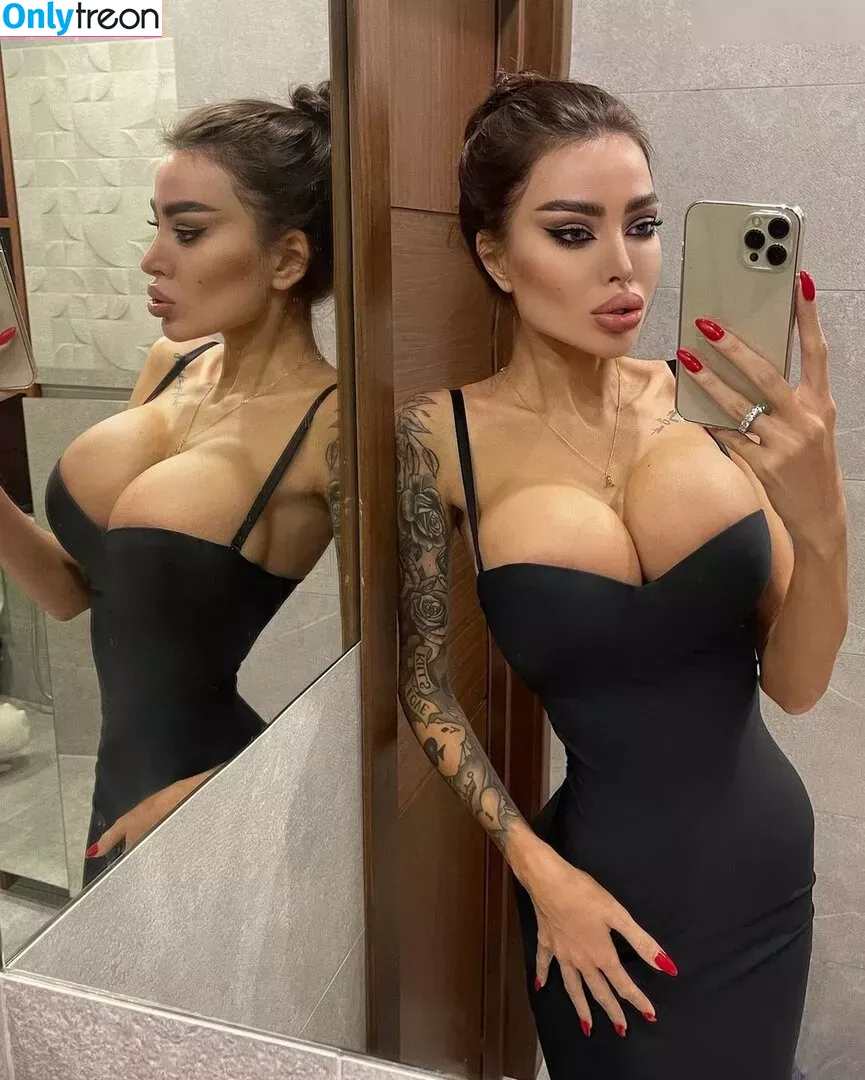 Alena Omovych голая photo #0417 (alena_omovych / alenaomovich)