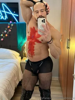 aleolatinoxxx / aleolatinoxx_oficial nude photo #0097