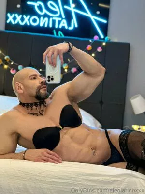 aleolatinoxxx / aleolatinoxx_oficial nude photo #0101