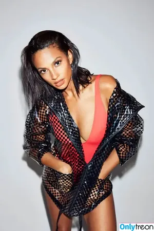Alesha Dixon / aleshaofficial nude photo #0016