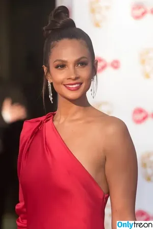 Alesha Dixon / aleshaofficial фото голая #0069