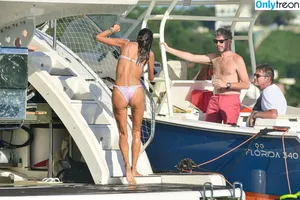 Alessandra Ambrosio / alelovesanja / alessandraambrosio nude photo #2871