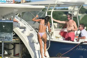 Alessandra Ambrosio / alelovesanja / alessandraambrosio nude photo #2873