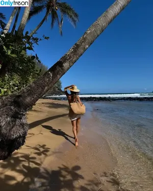Alessandra Ambrosio / alelovesanja / alessandraambrosio nude photo #2998