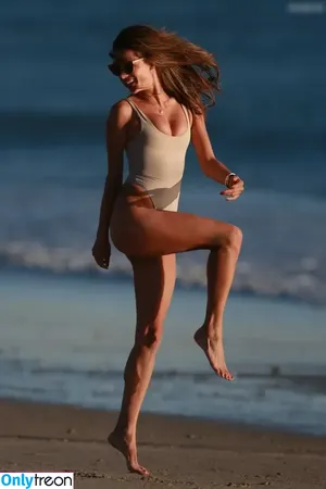 Alessandra Ambrosio / alelovesanja / alessandraambrosio nude photo #3306