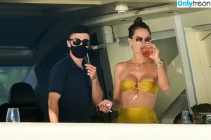 Alessandra Ambrosio / alelovesanja / alessandraambrosio фото голая #3469
