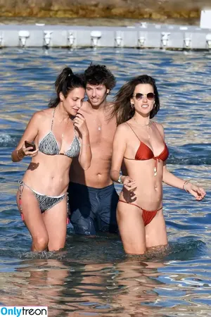 Alessandra Ambrosio / alelovesanja / alessandraambrosio nude photo #3652