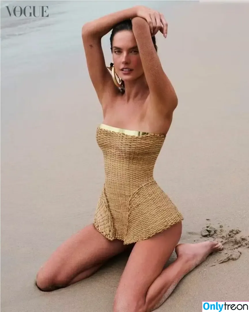 Alessandra Ambrosio nude photo #3221 (alelovesanja / alessandraambrosio)