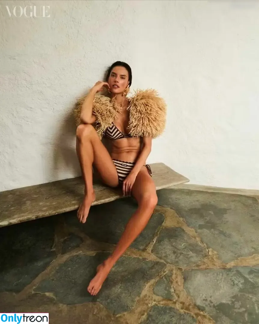 Alessandra Ambrosio nude photo #3222 (alelovesanja / alessandraambrosio)