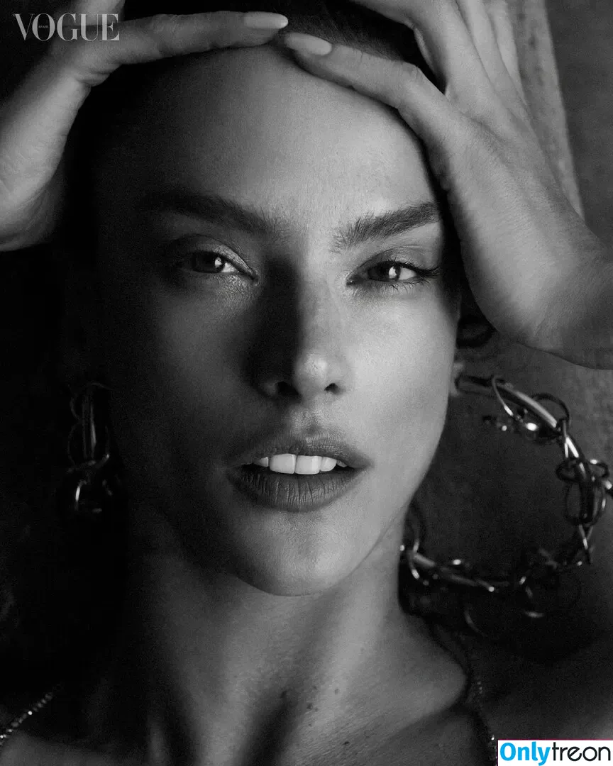 Alessandra Ambrosio nude photo #3242 (alelovesanja / alessandraambrosio)