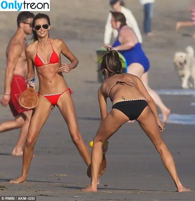 Alessandra Ambrosio голая photo #3588 (alelovesanja / alessandraambrosio)