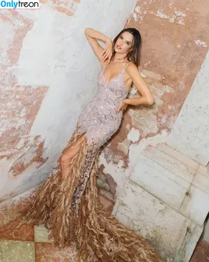 Alessandra Ambrosio / aleambrosio / alelovesanja / alessandraambrosio фото голая #4135