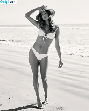 Alessandra Ambrosio / aleambrosio / alelovesanja / alessandraambrosio фото голая #4150