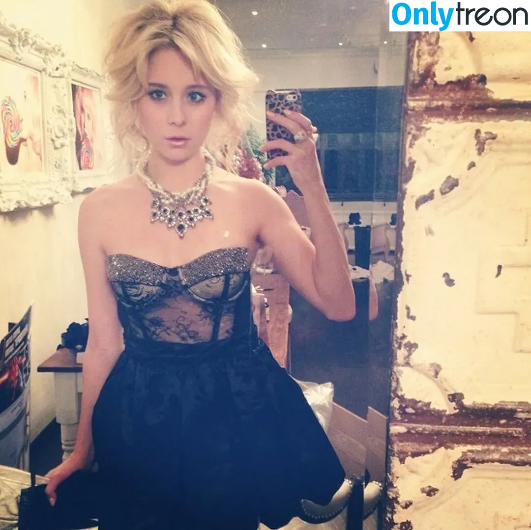 Alessandra Torresani nude photo #0031 (Caprica / alessandratorresani / altorresani)