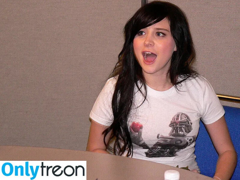 Alessandra Torresani nude photo #0059 (Caprica / alessandratorresani / altorresani)