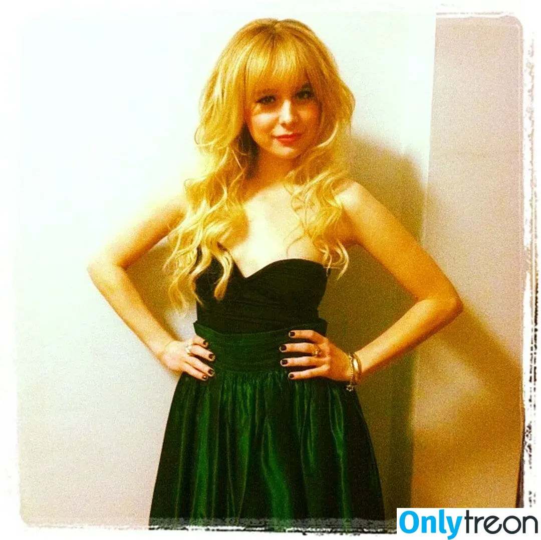 Alessandra Torresani nude photo #0073 (Caprica / alessandratorresani / altorresani)